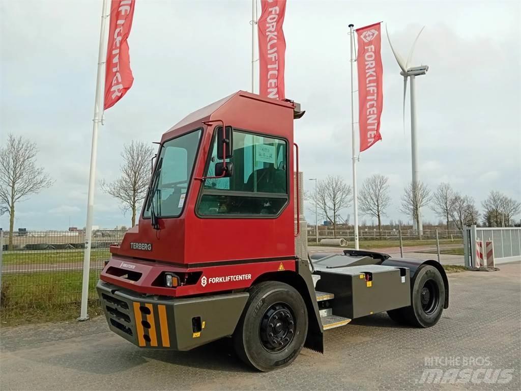 Terberg YT220 Terminalzugmaschinen