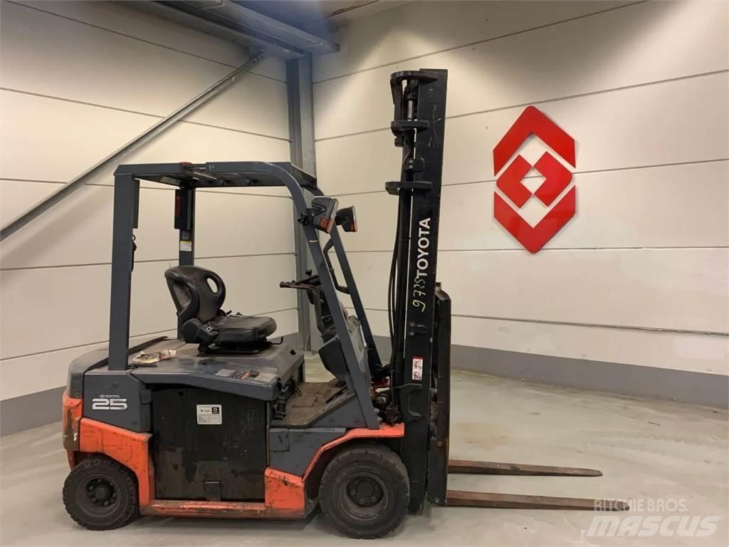 Toyota 8FBN25 Elektrische heftrucks
