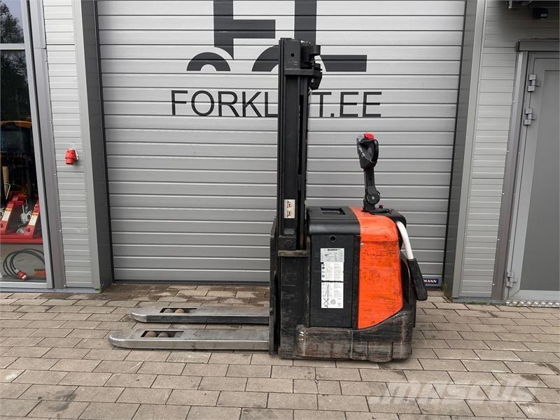 BT SPE125 Zelfrijdende stapelaars