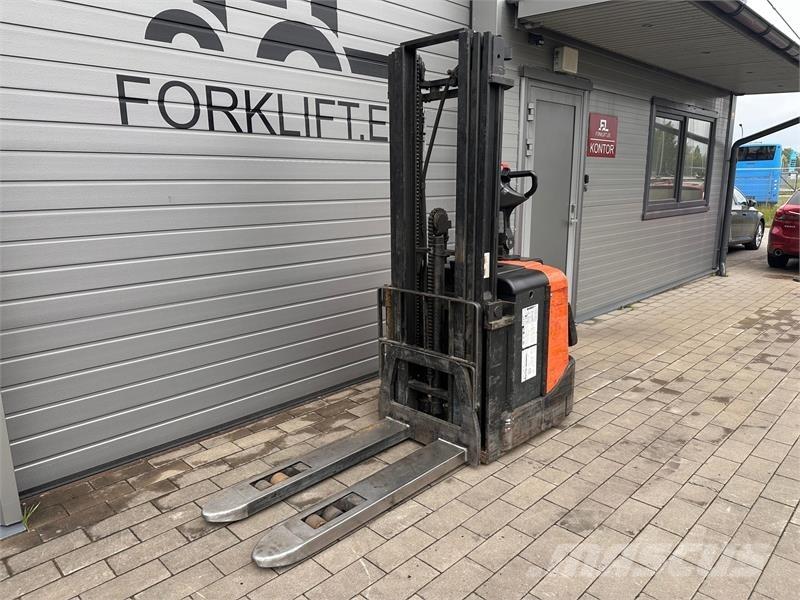 BT SPE125 Zelfrijdende stapelaars