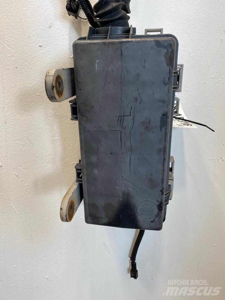 GMC W4500 Elektronik