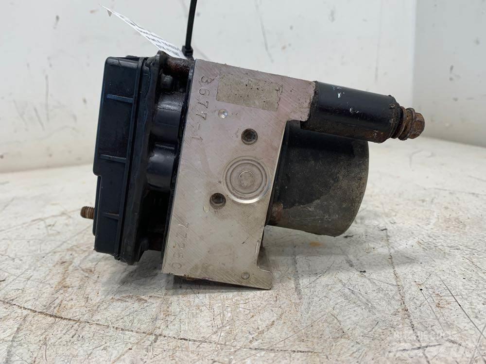 GMC W4500 Elektronik
