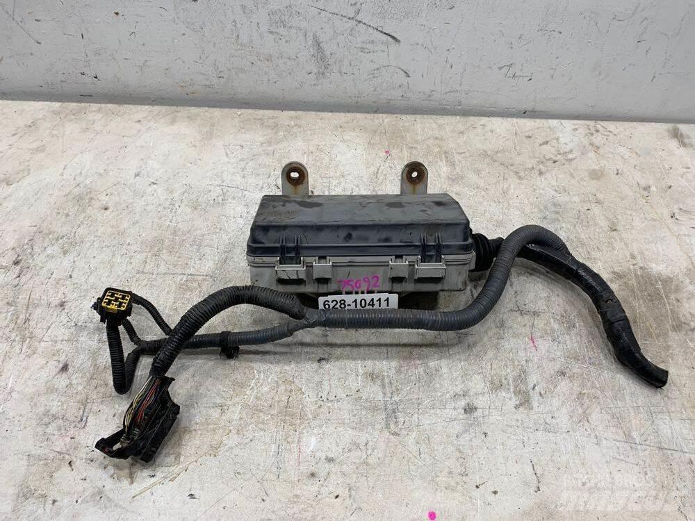 Isuzu NPR Elektronik
