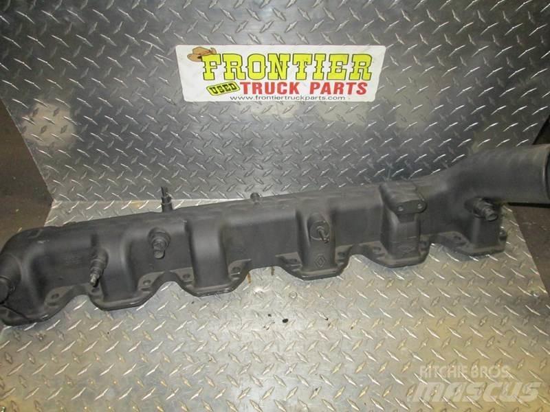 Mack E7 Transport Sonstige