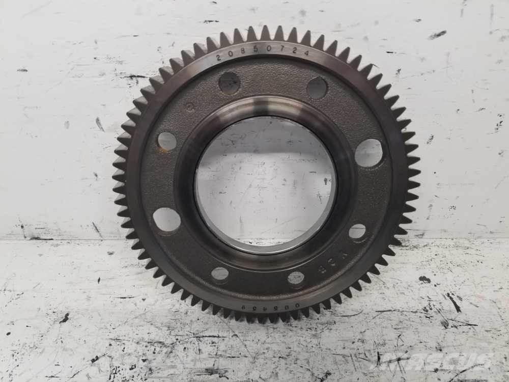 Mack MP8 Transport Sonstige