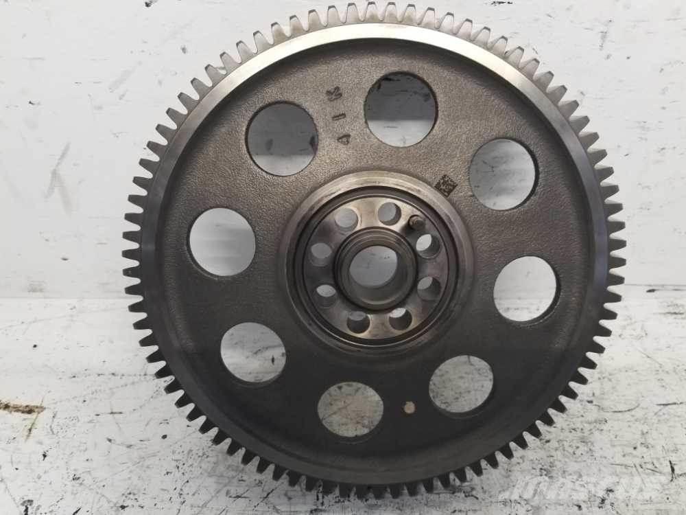 Mack MP8 Transport Sonstige