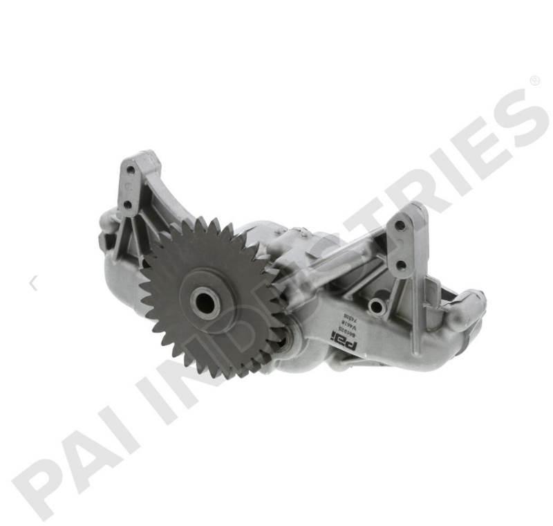 Mack MP8 Transport Sonstige