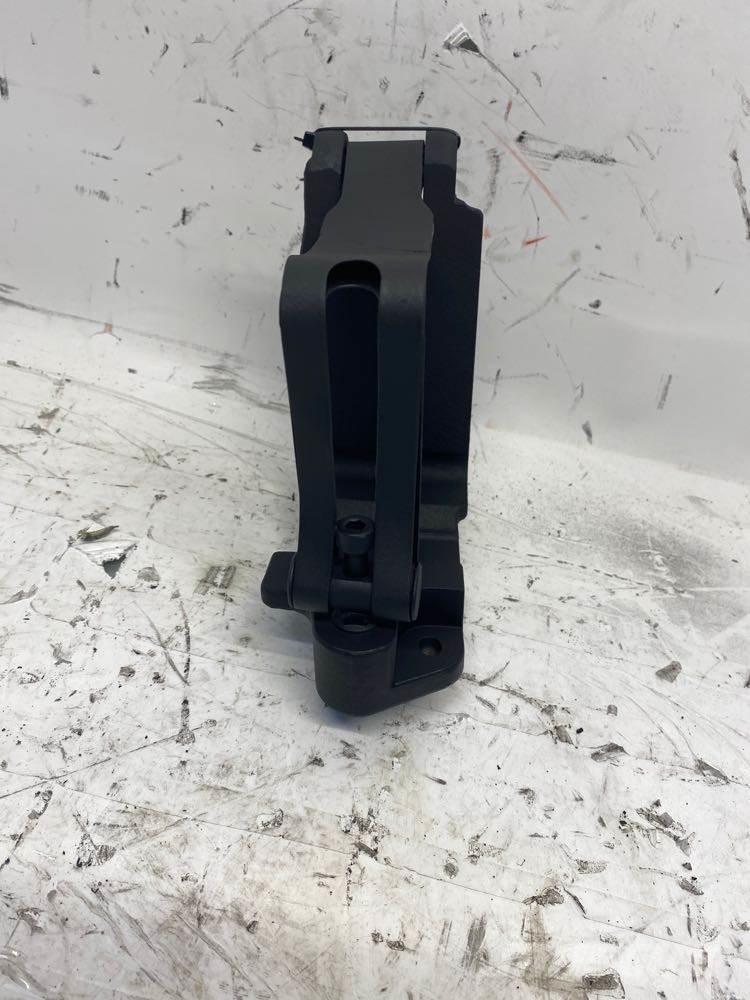 Mack MP8 Transport Sonstige