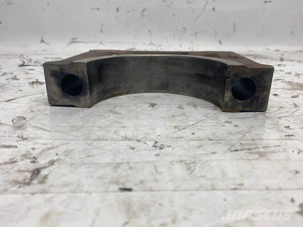 Mack MP8 Transport Sonstige