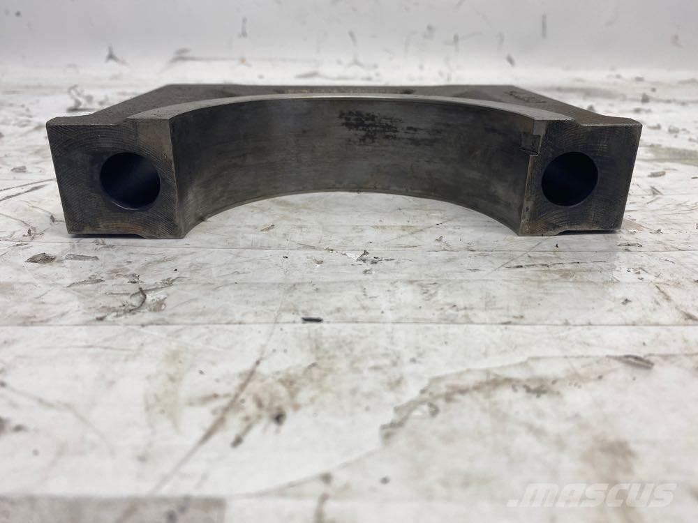 Mack MP8 Transport Sonstige