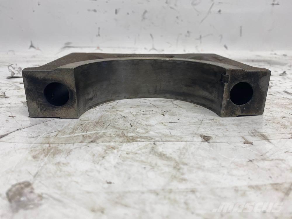 Mack MP8 Transport Sonstige