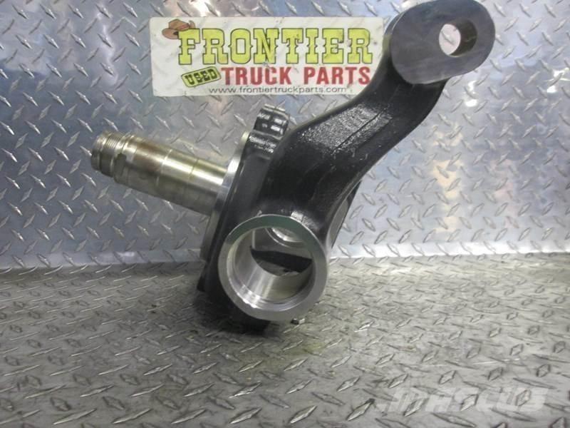  Volvo/Mack Transport Sonstige