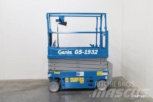 Genie GS 1932 Scheren-Arbeitsbühnen