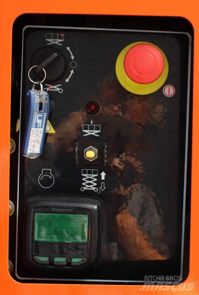 JLG ERT-4769 Scheren-Arbeitsbühnen