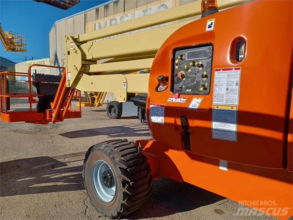 JLG 450AJ Gelenkteleskoparbeitsbühnen