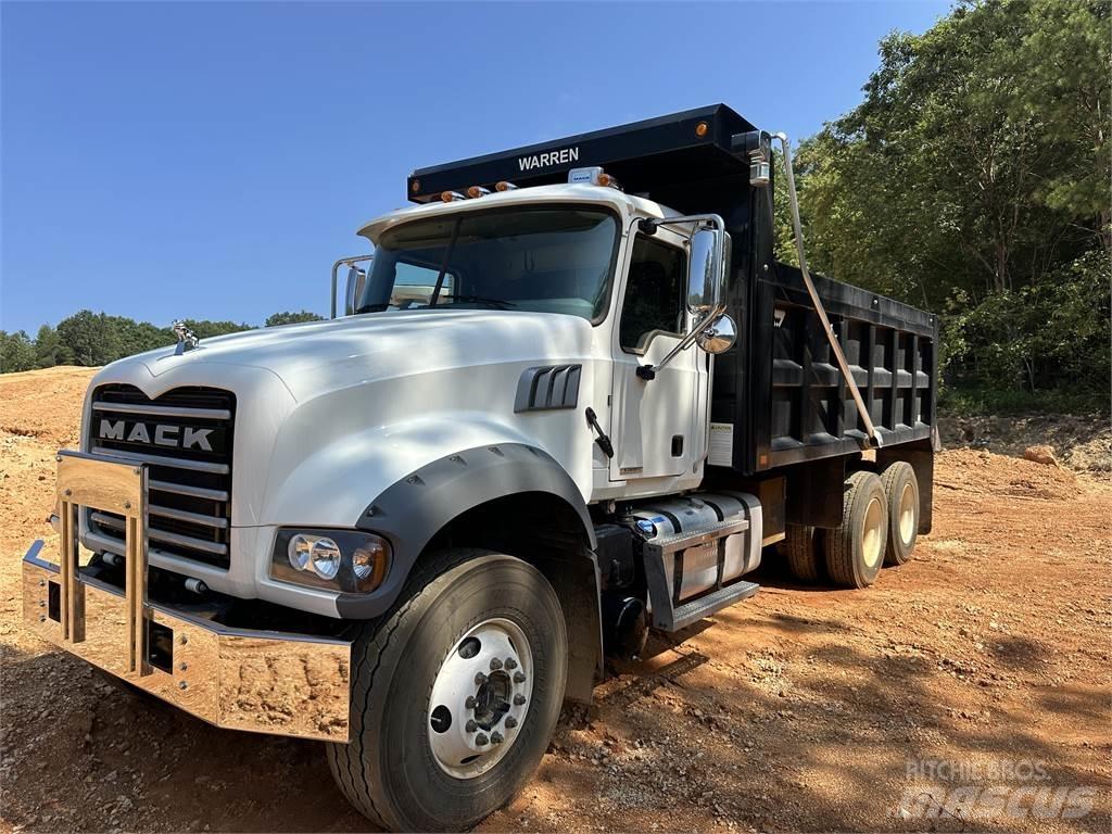 Mack GR64F Andere Fahrzeuge