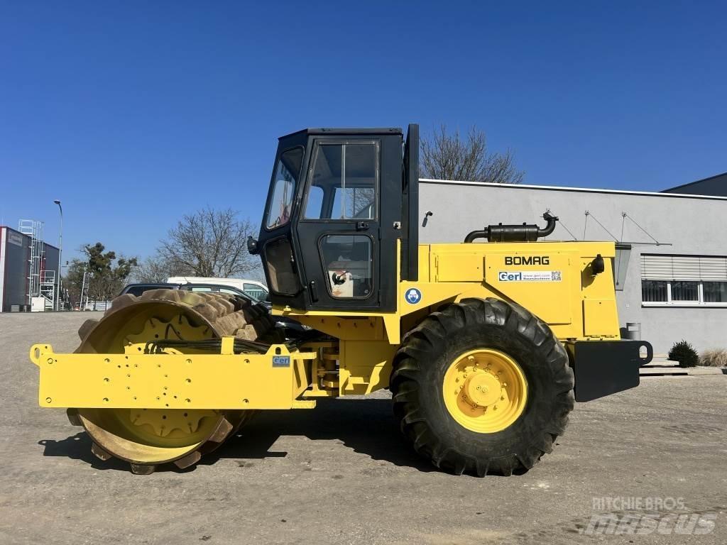 JCB Vibromax W 1402 PD Walzenzüge