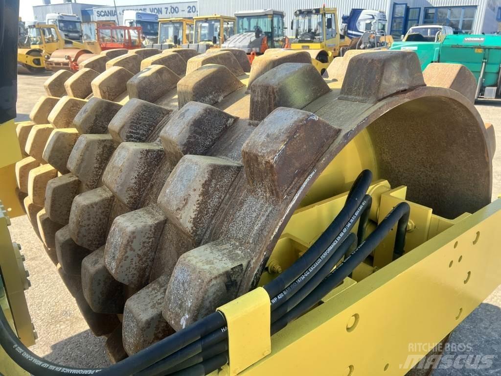 JCB Vibromax W 1402 PD Walzenzüge