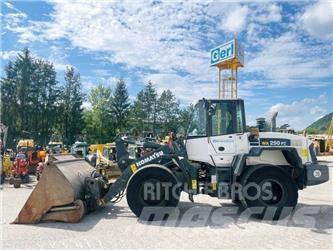 Komatsu WA250PZ-6 Radlader