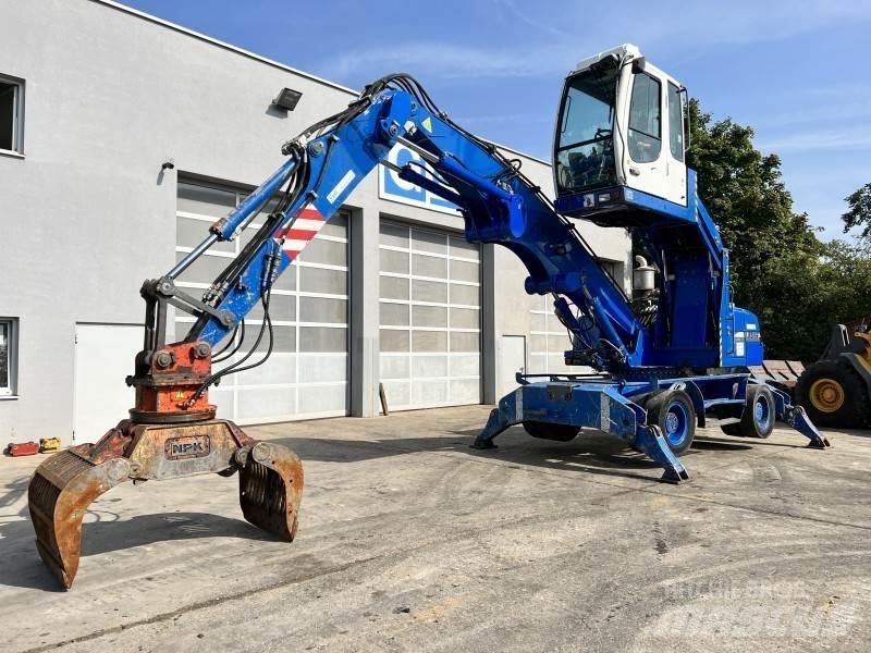 Liebherr A 316 Litronic Materialumschlag