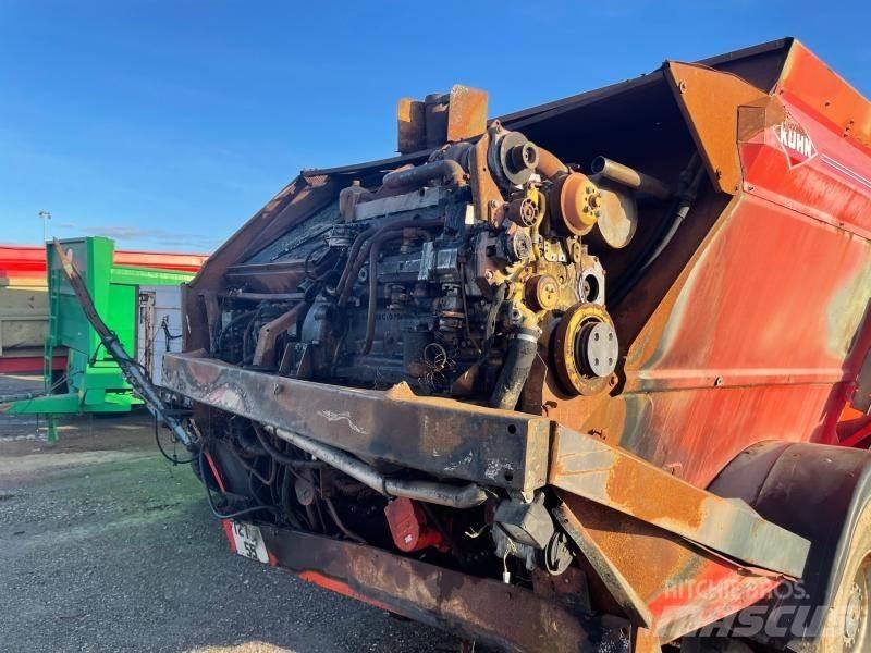 Kuhn SP 14 Futtermischwagen