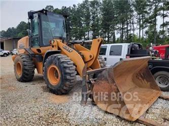 CASE 621F Radlader