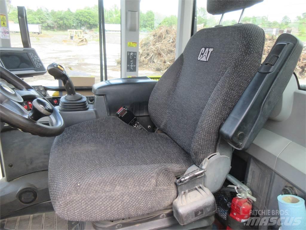 CAT 938M Radlader