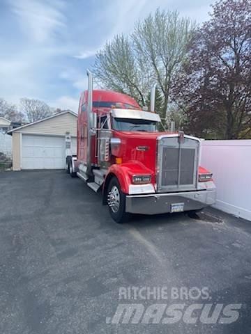 Kenworth W900L Sonstige Baumaschinen