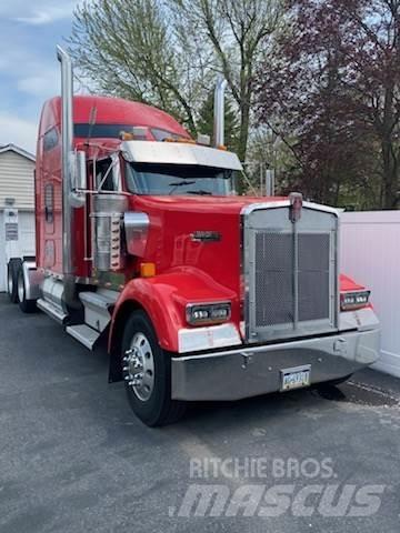 Kenworth W900L Sonstige Baumaschinen