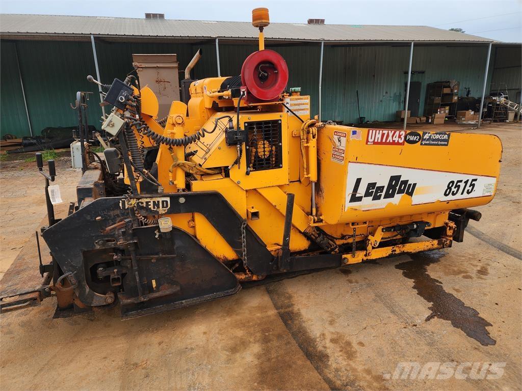 LeeBoy L8515R Strassenfertiger