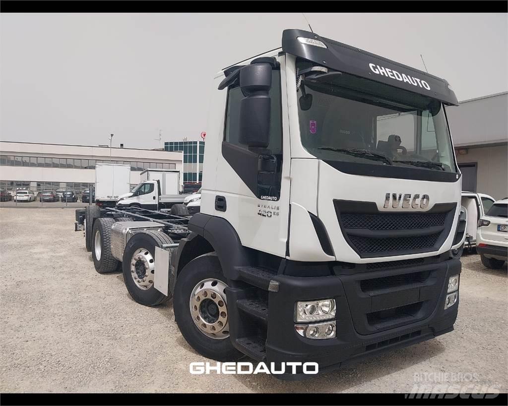 Iveco AD440S42 Kofferaufbau