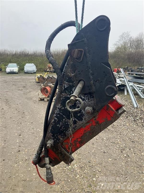  - - - Hammer / Brecher