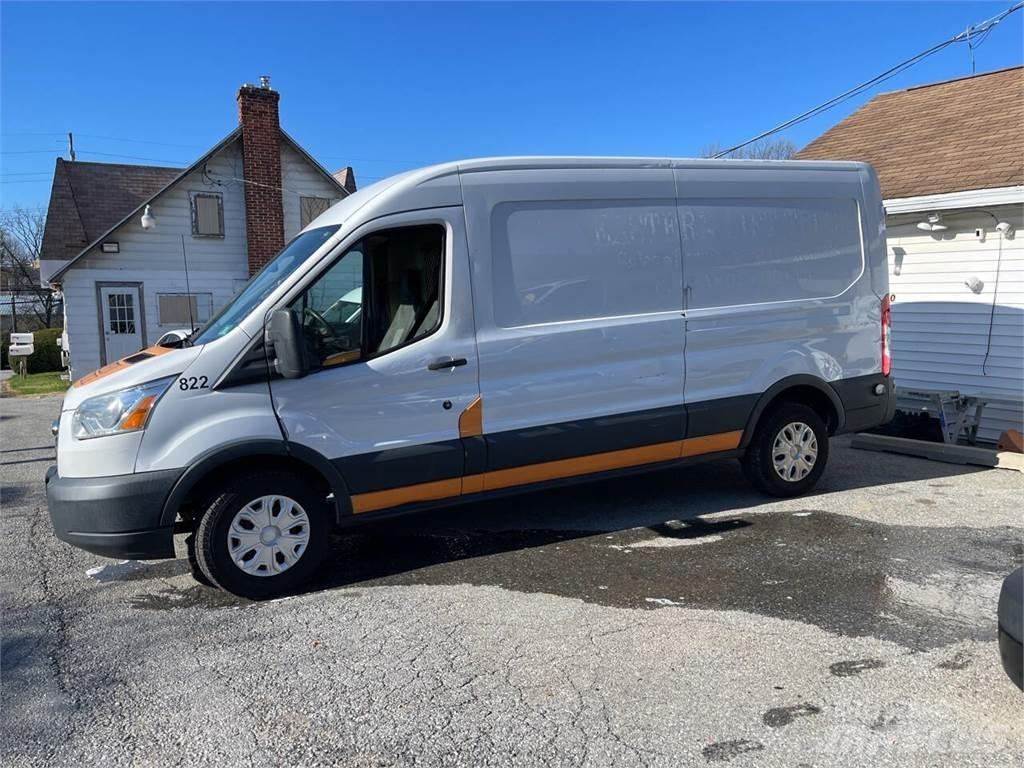 Ford Transit Lieferwagen