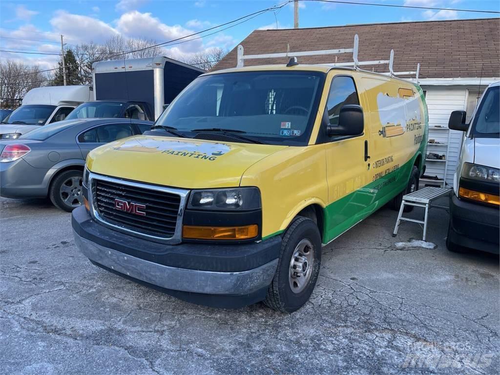 GMC Savana Lieferwagen