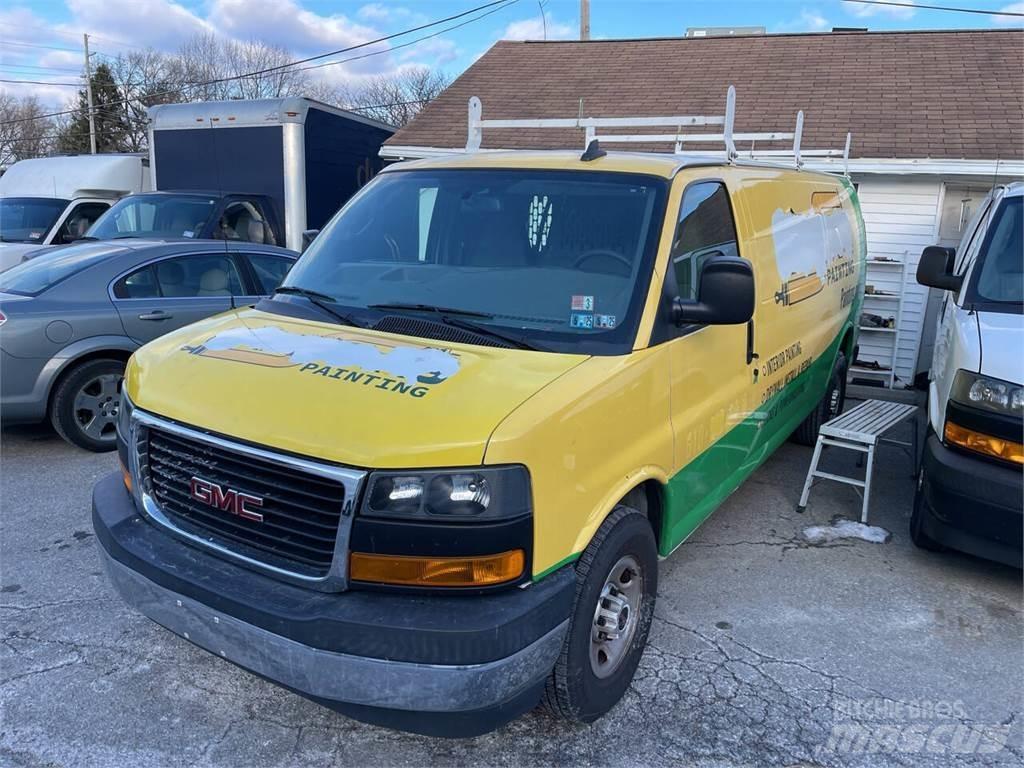 GMC Savana Lieferwagen