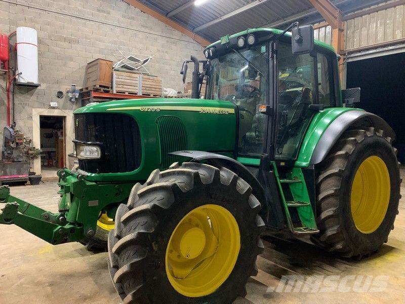 John Deere 6920 S Traktoren