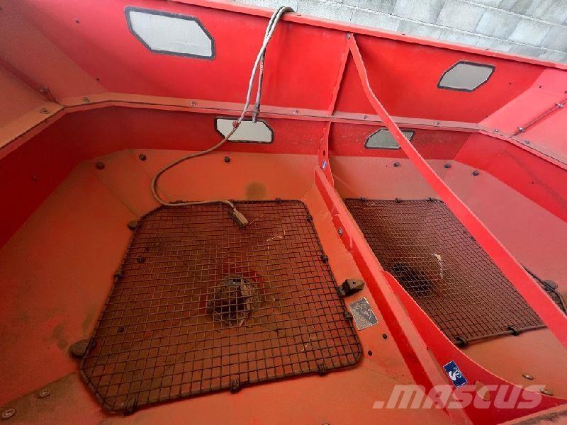 Kuhn AXIS 40.2 Mineraldüngerstreuer