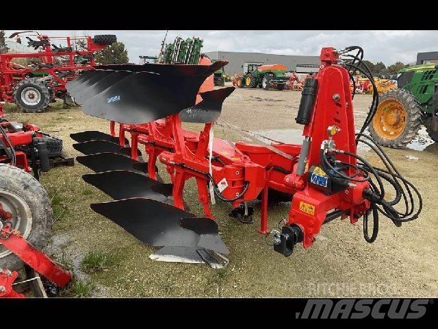Kuhn VM153 Konventionelle Pflüge