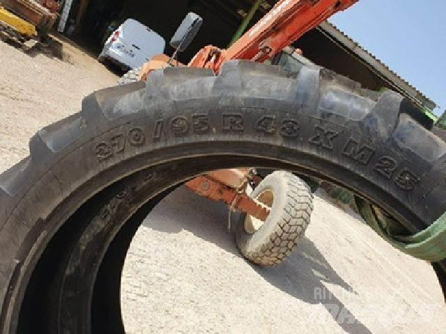 Michelin XM 25 Sonstige Landmaschinen