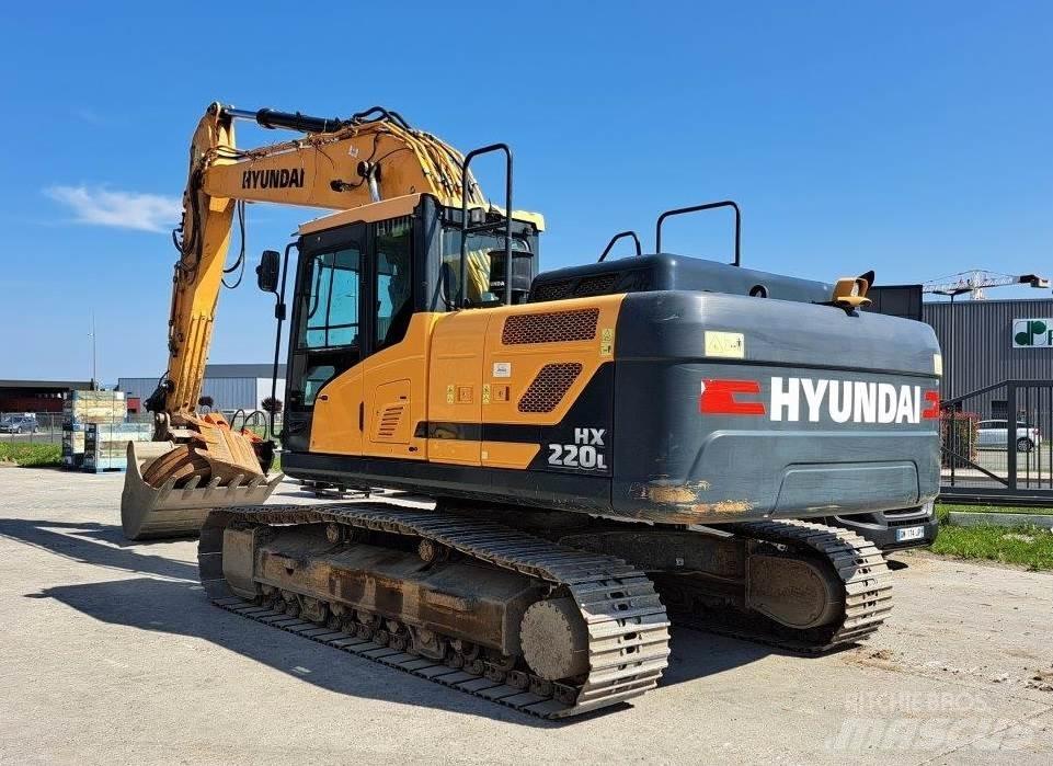 Hyundai HX220L Raupenbagger