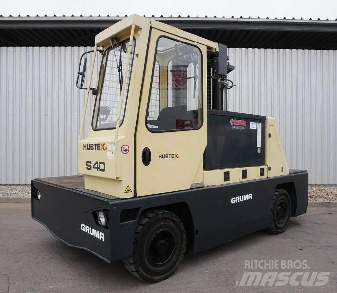Hubtex S40E Seitenstapler
