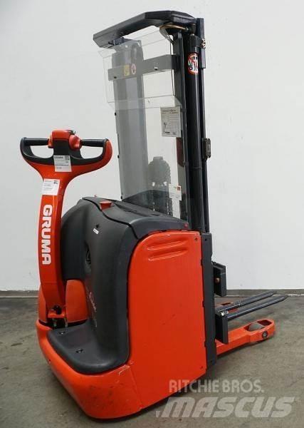 Linde L 10 379 Zelfrijdende stapelaars