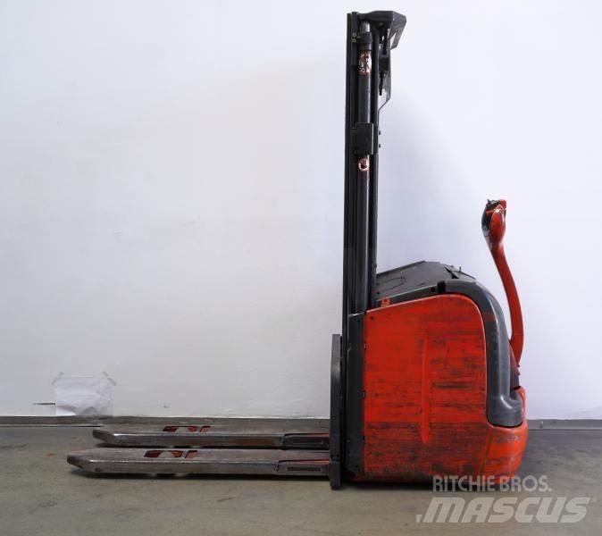 Linde L 14 372 Zelfrijdende stapelaars
