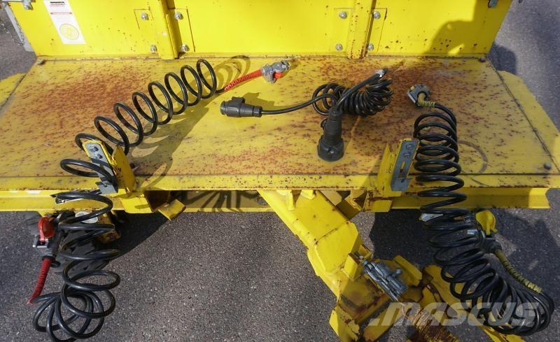 Pefra 4000 Pritschenanhänger