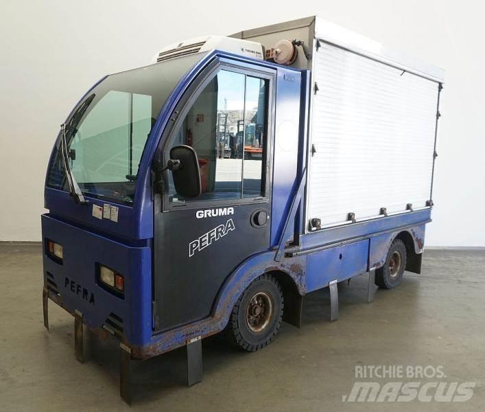 Pefra 615 Schlepper