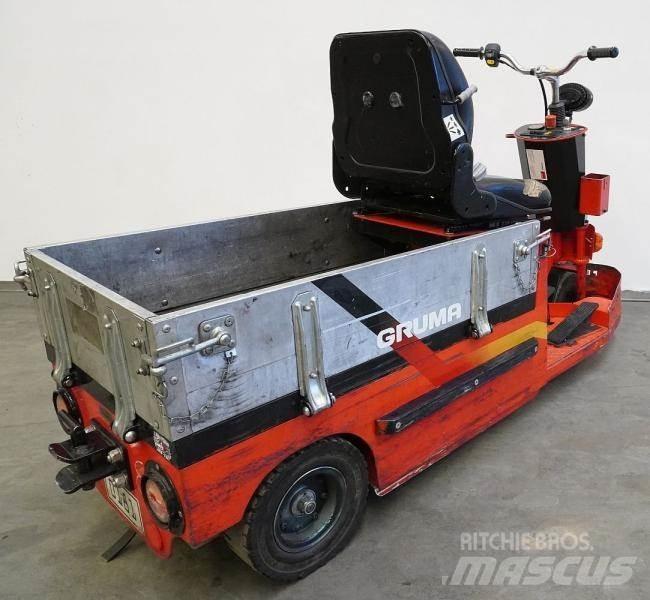 Pefra EFW508 Schlepper