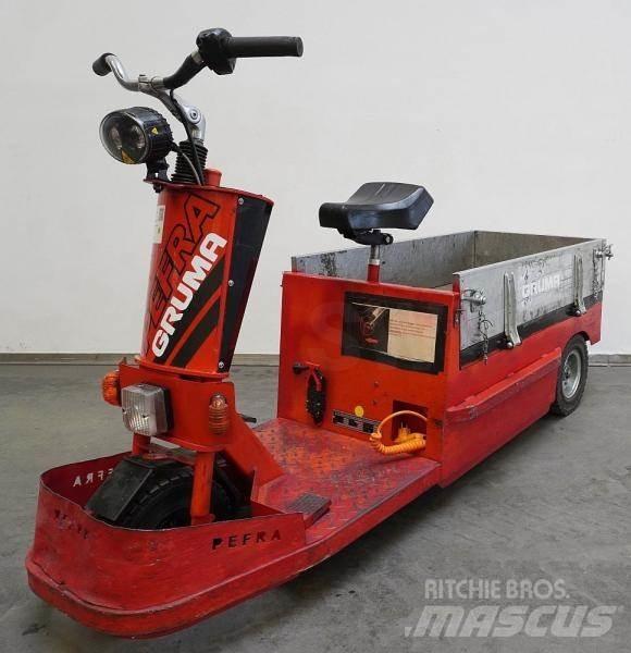 Pefra EFW508 Schlepper