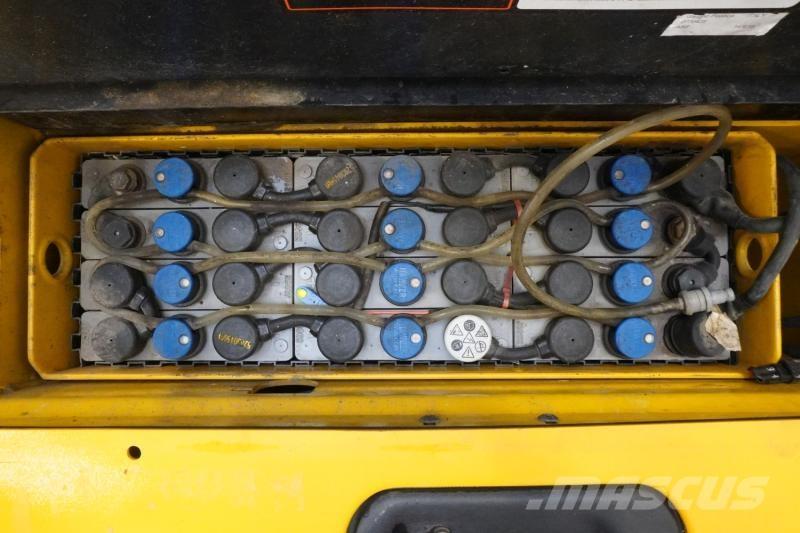 Yale MS12AC Zelfrijdende stapelaars