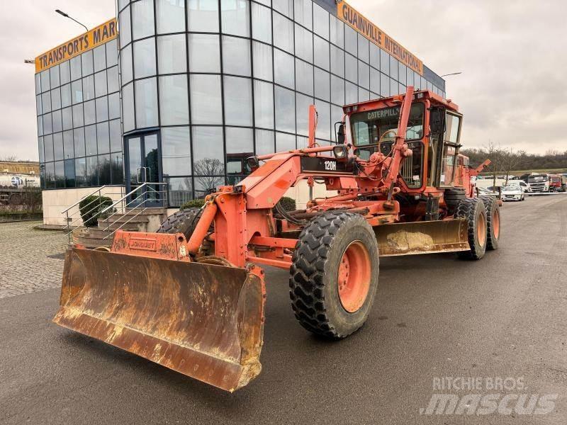 CAT 120H Grader