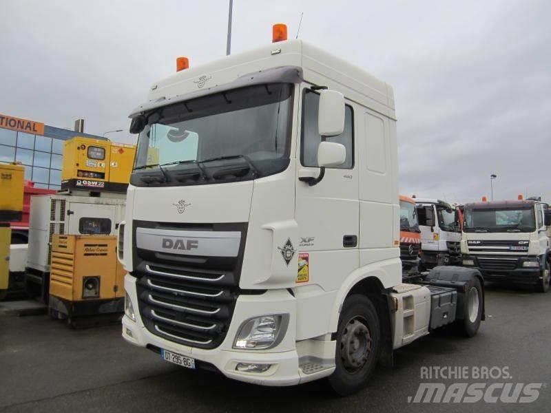 DAF XF105 460 Sattelzugmaschinen